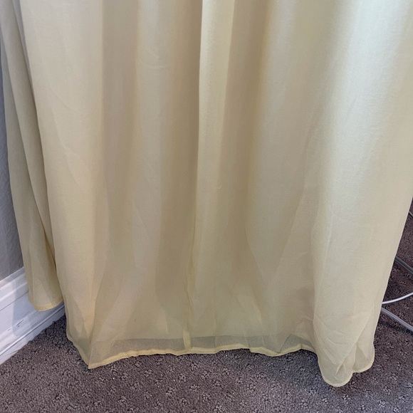 Dress - Picture 7 of 9